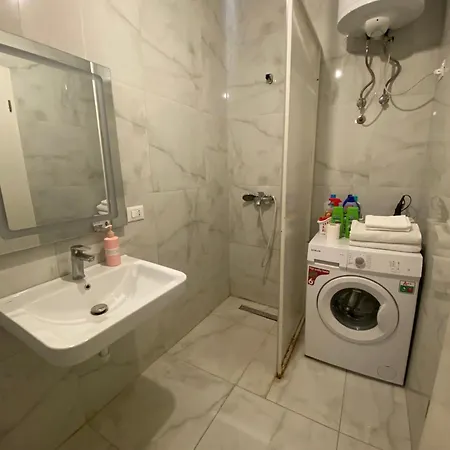 Rent טיראנה